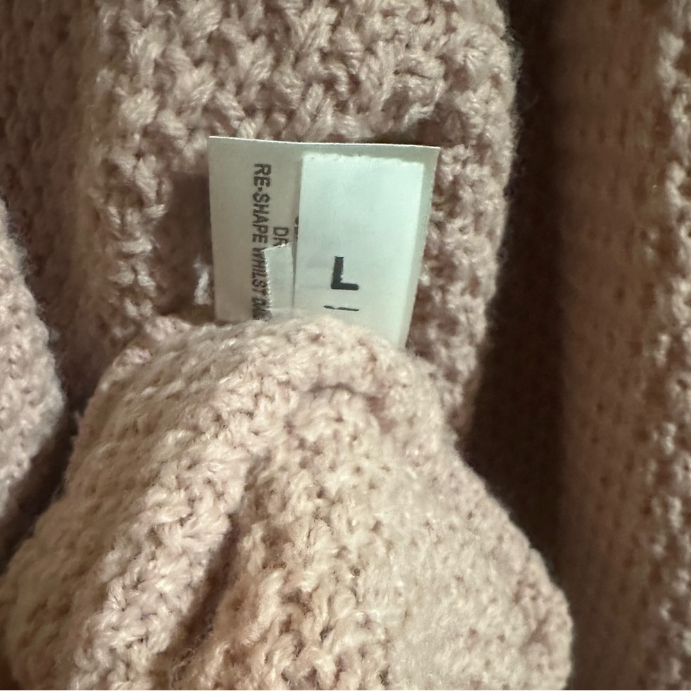Nasty Gal Oversized Rose Pink Sweater sz L - Picture 6 of 6